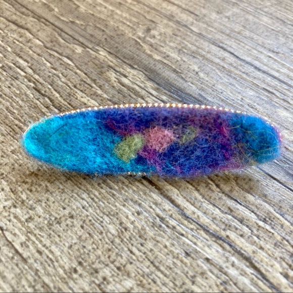 Handmade Bar Pin Needle Felted Fiber Art Brooch - Picture 8 of 8